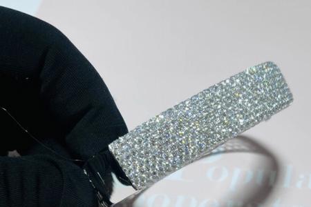 五金手镯是戴一只还是一对