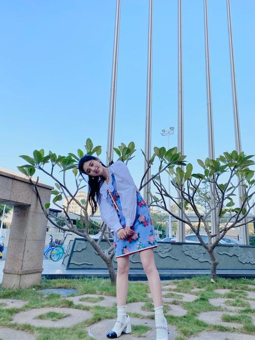 霏彤的意思是什么