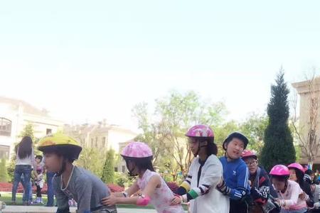 小孩学轮滑为什么比大人快