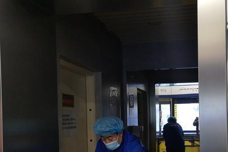 进地铁站上个厕所再出来收费吗