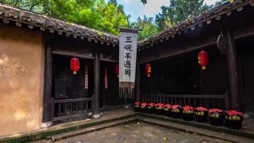 景阳冈精神的内涵是什么