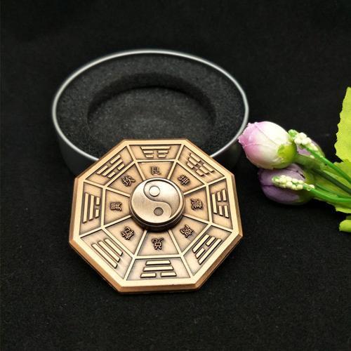 为什么八卦陀螺转起来没有字