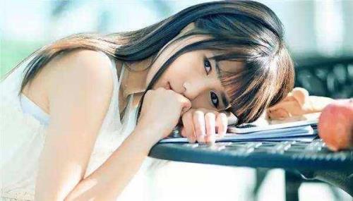 怎样让女人主动陪你