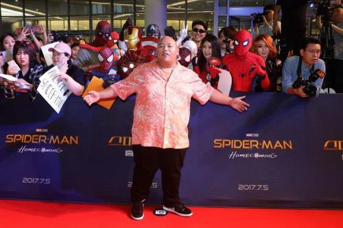 雅各巴塔伦是华人吗