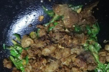 油渣怎么炒香