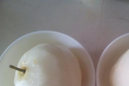冰糖雪梨不去皮怎么洗