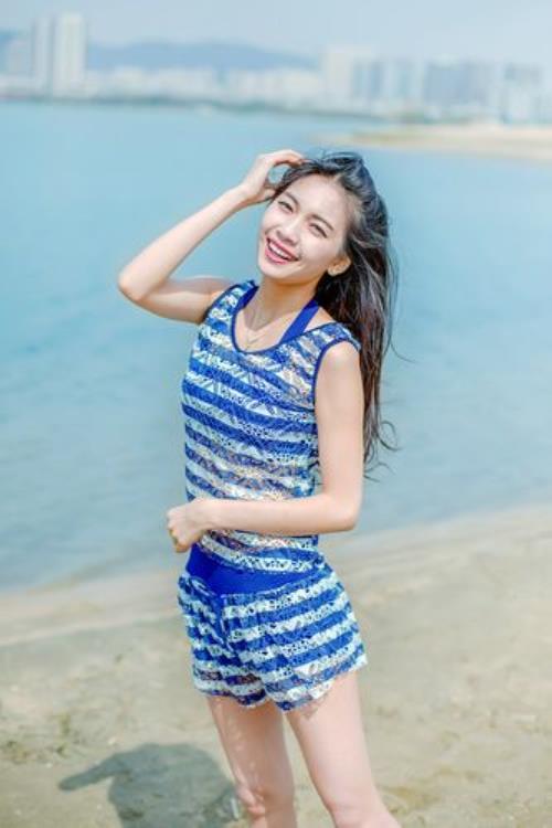 游泳胸会不会浮起来
