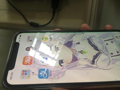 苹果x出现绿线会自己消失吗