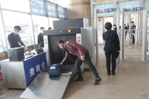 吉他怎么过地铁安检