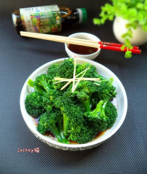 西兰花要水煮多久