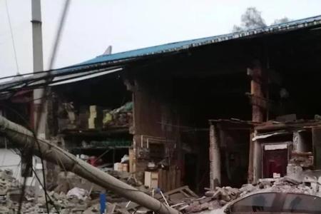 私人房屋倒塌压死人怎么赔偿