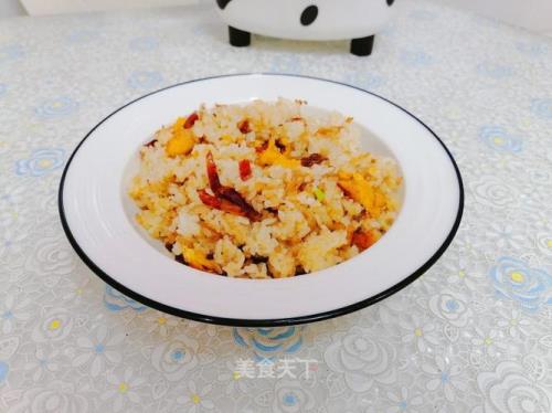 腊肠炒米饭做法