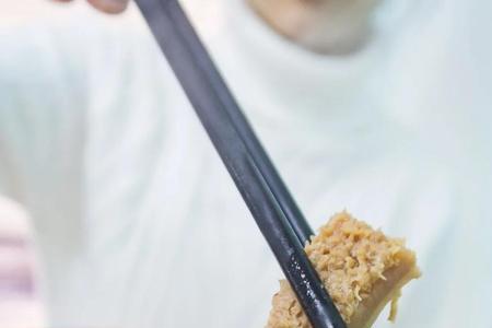 牛杂上面有疙瘩可以吃吗