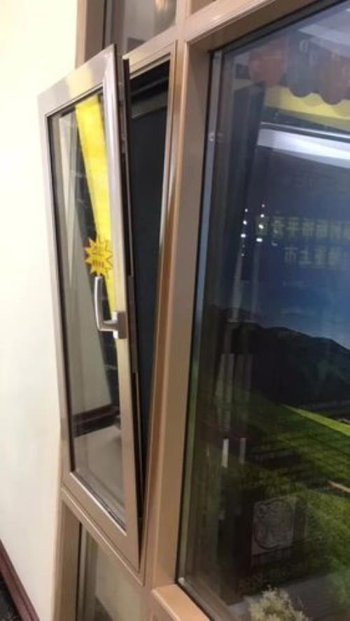 北京饭店为什么不能开窗