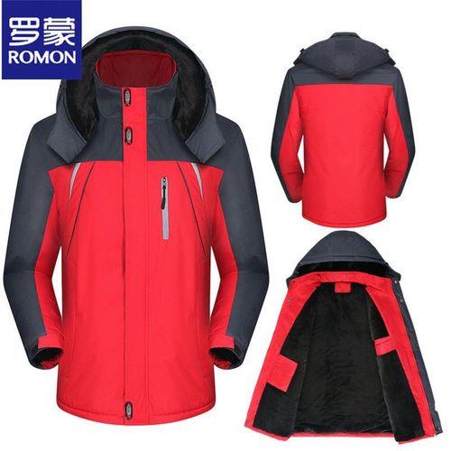 冲锋衣里面穿什么衣服比较好看