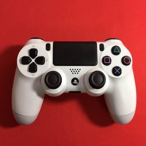 ps4手柄充一晚上电开不开了