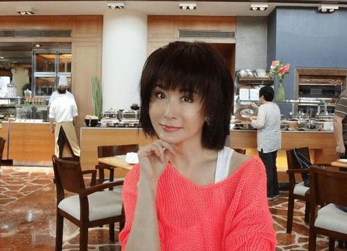 潘迎紫有儿子吗