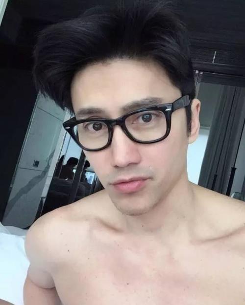 男人让我叫他大叔是什么意思