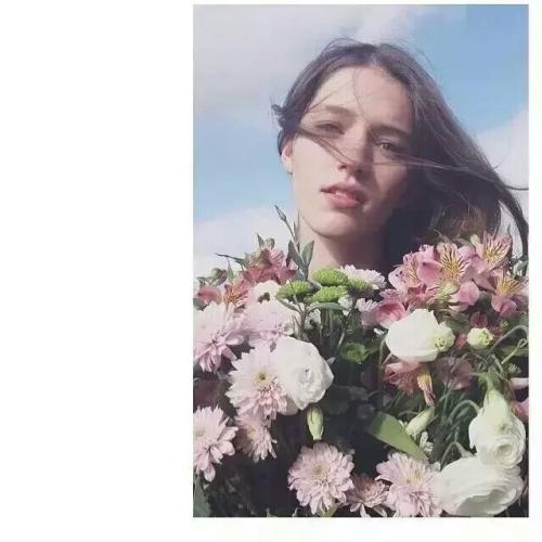 女生带花是什么意思