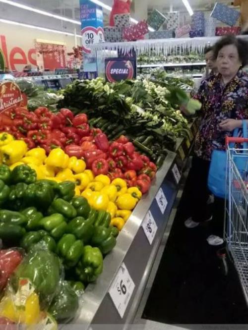 超市蔬菜区和其它营业员区别