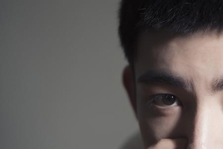 形容男孩初长成的词语