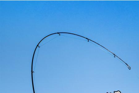 滑漂竿和路亚竿区别