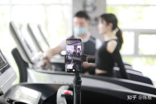 健身直播间的音乐是怎么播放的
