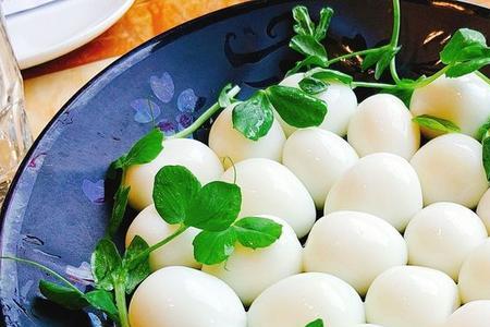 煮鹌鹑蛋需要煮几分钟才好剥壳