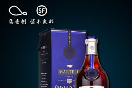 马爹利蓝带塑料瓶的开瓶方法