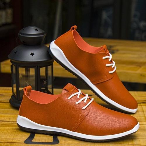 橘色皮鞋配什么色衣服及裤子