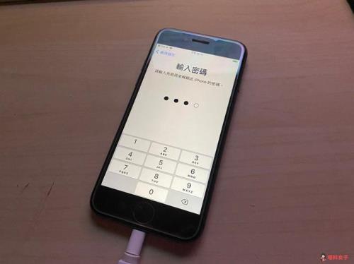 苹果xr怎么设置密码解屏