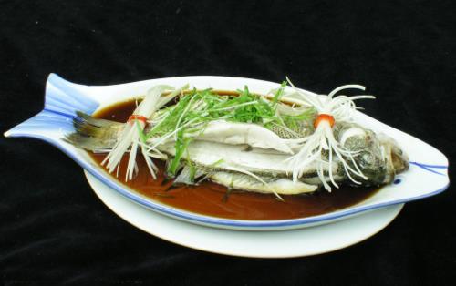 清蒸鲈鱼需要上蒸多长时间