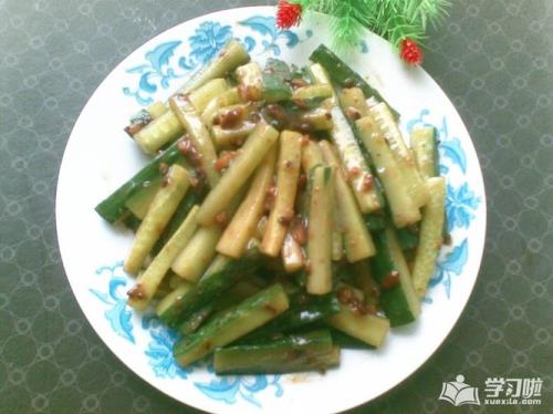 炒咸黄瓜的家常做法