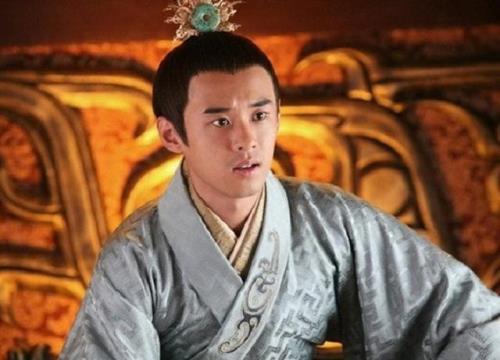 汉武帝刘彻死后谁继位