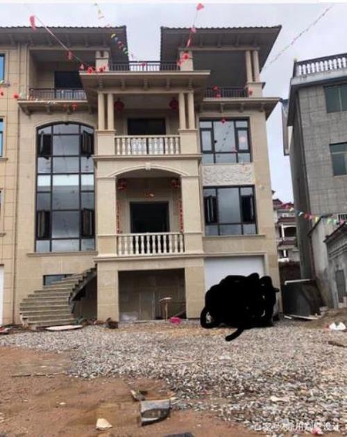 自建房飘出的部分过多算违建吗