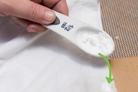 工业碱可以用来洗衣服汗渍吗