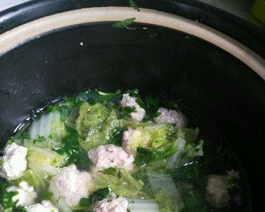 青菜汆丸子