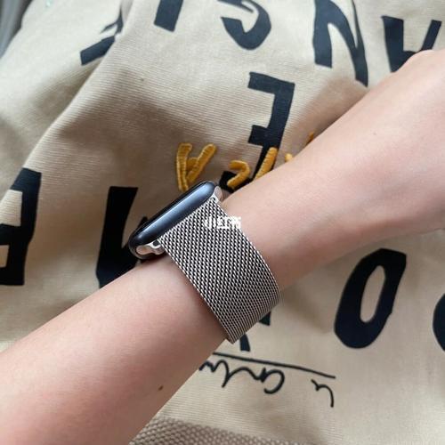 applewatch白色表带发黄如何处理