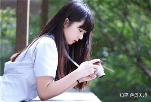 女生对你发嗯和噢噢是什么意思
