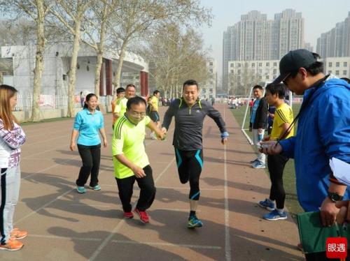 为什么接力比赛都要奔跑