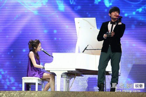 为什么你变了原唱版男女对唱