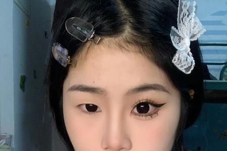 为什么男生看女生的眼睛很疑惑
