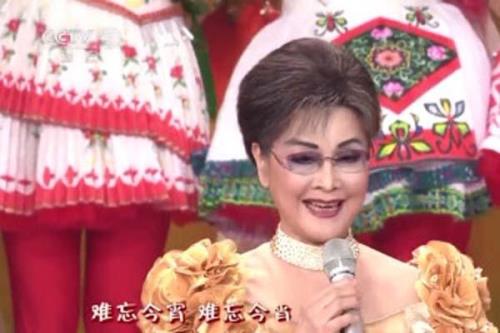 难忘今宵哪年开始唱