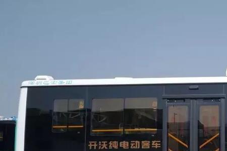 公交车属于汽车的类型吗