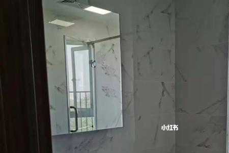 卫生间壁需要和窗户平齐吗