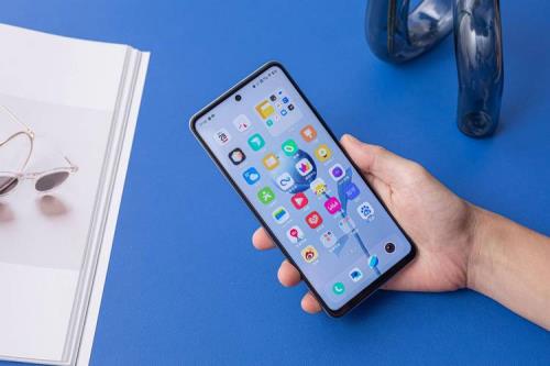 iqooz6x是单扬声器