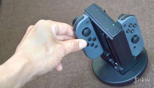 switch可以一直底座充电吗
