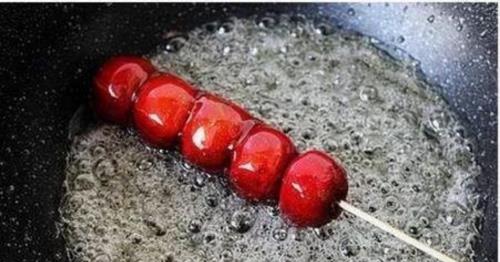 怎么让糖葫芦熬得糖泡泡多