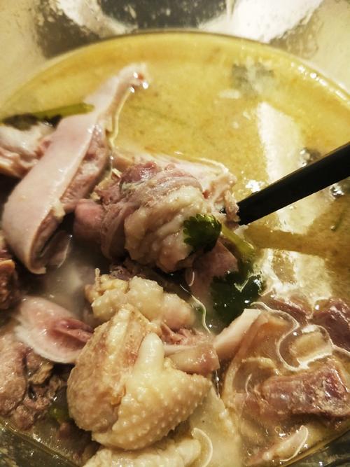 搭高铁可以带鸡汤吗