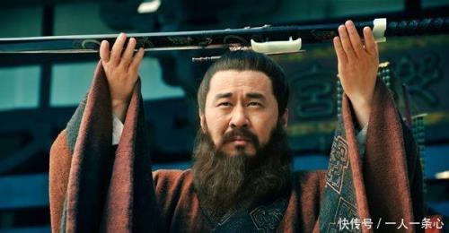 曹操为什么不杀了曹丕
